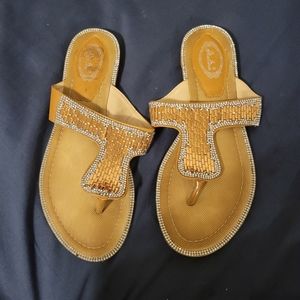Italina Thong Sandals Womens Brown Rhinestone Slip On Cushioned Size 8